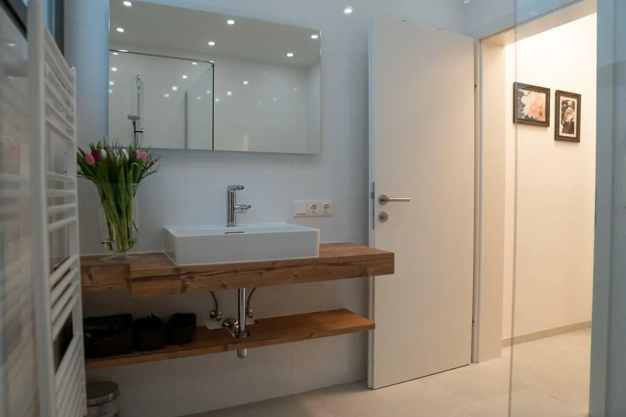 Reise im traditionell-modernen Stil|Ferienhaus|IBK Innsbruck 0*,